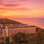 Prestige 103 - Z Widokiem Na Morze - Basen, Sauna, Jacuzzi W Cenie Pobytu! - Easy - Rent Поберово