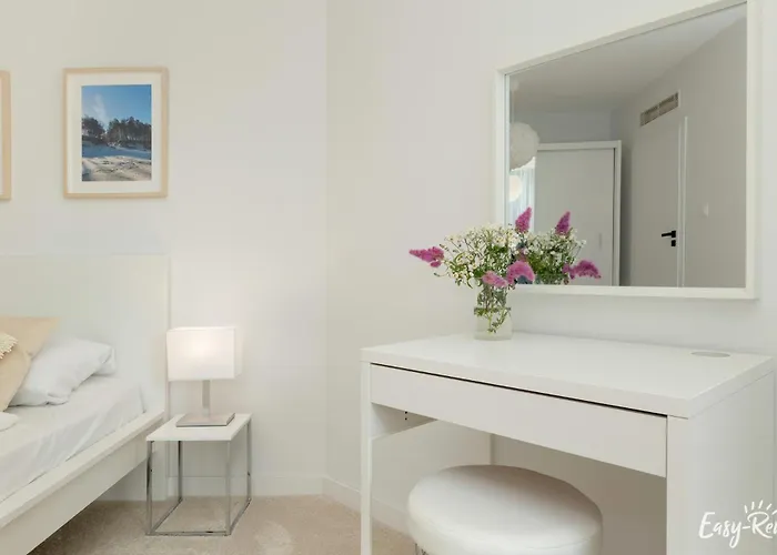 Pinea 103 - Z Widokiem Na Morze - Basen, Sauna, Jacuzzi W Cenie Pobytu! - Easy - Rent * Pobierowo