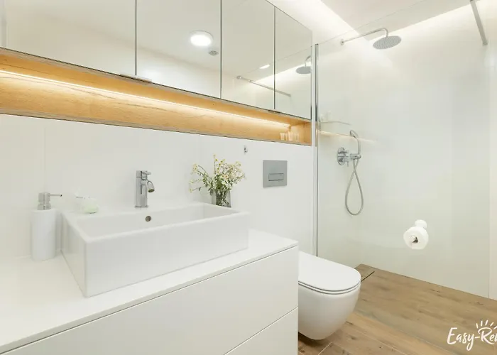 Pinea 103 - Z Widokiem Na Morze - Basen, Sauna, Jacuzzi W Cenie Pobytu! - Easy - Rent Appartement *